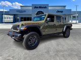 New 2025 Jeep Gladiator Mojave image 2