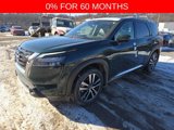 New 2025 Nissan Pathfinder Platinum image 1
