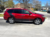 Used 2020 Nissan Pathfinder SV image 3