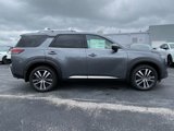 New 2025 Nissan Pathfinder Platinum image 3