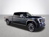 Used 2024 GMC Sierra 3500 Denali Ultimate image 4