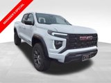 Used 2024 GMC Canyon Elevation image 3