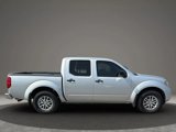 Used 2019 Nissan Frontier SV image 3