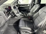 Certified 2025 Porsche Cayenne image 5