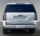 Used 2019 GMC Yukon XL SLT w/ Graphite Performance Edition image 5