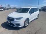 New 2026 Chrysler Pacifica Select image 2