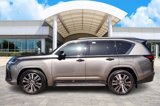New 2025 Lexus LX 600 4WD w/ Luxury Package image 3