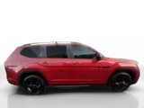 Used 2022 Volkswagen Atlas SEL R-Line image 6