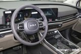 New 2026 Kia Carnival image 2