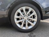 Used 2024 Land Rover Discovery Dynamic SE image 4