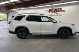 New 2025 Honda Pilot Touring image 2