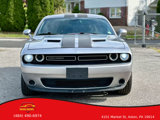 Used 2015 Dodge Challenger SXT w/ Driver Convenience Group image 2