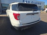 Certified 2022 Ford Explorer XLT w/ Equipment Group 202A image 3