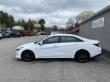 Used 2022 Hyundai Elantra SEL image 2