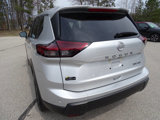 Used 2024 Nissan Rogue SV image 6