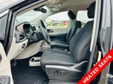 Used 2023 Chrysler Voyager LX image 3