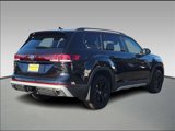 New 2025 Volkswagen Atlas Peak Edition SE image 4