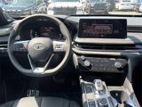 New 2025 INFINITI QX60 Luxe image 6