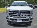 New 2025 Ford F250 4x4 Crew Cab Super Duty image 2