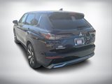 New 2025 Mitsubishi Outlander SE image 5