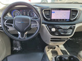 Certified 2021 Chrysler Pacifica Touring-L image 5