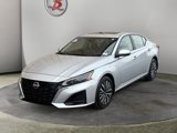Used 2023 Nissan Altima 2.5 SV w/ SV Premium Package image 3