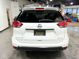 Used 2017 Nissan Rogue SV image 5