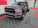 Used 2019 RAM 3500 Tradesman w/ Chrome Appearance Group image 3