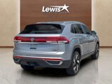 Used 2024 Volkswagen Atlas Cross Sport SE image 5