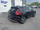 Used 2024 Volvo XC40 B5 Plus w/ Climate Package image 3