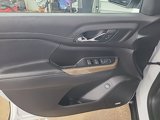 Used 2023 GMC Acadia SLE w/ Driver Convenience Package image 5