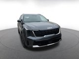 Used 2024 Kia Sorento S image 3