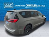 New 2025 Chrysler Pacifica Premium image 6
