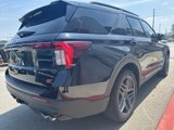 Used 2025 Ford Explorer ST image 2