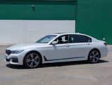 Used 2018 BMW 740i image 2