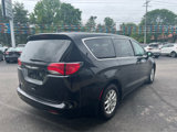 Used 2022 Chrysler Voyager LX image 5