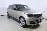 New 2025 Land Rover Range Rover Long Wheelbase SE image 3