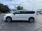 New 2026 Chrysler Pacifica Select image 5