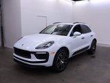 Certified 2024 Porsche Macan image 2