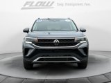 Certified 2024 Volkswagen Taos SE image 2
