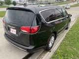 Used 2018 Chrysler Pacifica Touring-L Plus image 5