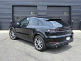 Used 2024 Porsche Cayenne Coupe image 3