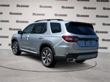 New 2025 Honda Pilot Touring image 3