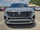 New 2026 Volkswagen Atlas Cross Sport SE image 3