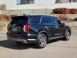 Used 2024 Hyundai Palisade Limited image 3