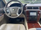 Used 2013 Chevrolet Avalanche LTZ image 2
