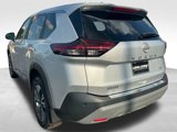 Used 2023 Nissan Rogue SV image 3