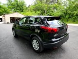Used 2019 Nissan Rogue Sport S image 5