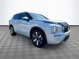 New 2025 Mitsubishi Outlander SEL image 3