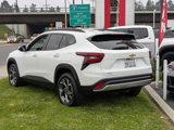 Used 2025 Chevrolet Trax LT image 4